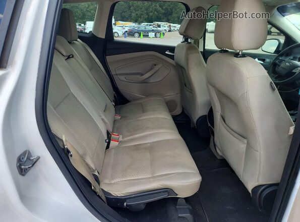 1FMCU0GD7HUE42803 2017 FORD ESCAPE White Սալոնի հետևի տեսք