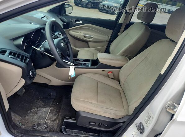 1FMCU0GD7HUE42803 2017 FORD ESCAPE White Սալոնի դիմացի տեսք