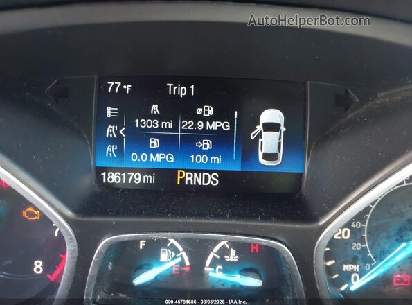 1FMCU0GD7HUE49167 2017 FORD ESCAPE Белый Вид задних сидений