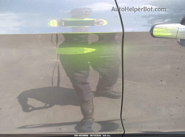 1FMCU0GD7HUE50173 2017 FORD ESCAPE Серый Вид спереди
