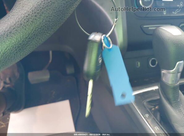 1FMCU0GD7HUE51310 2017 FORD ESCAPE White Вид панелі приладів