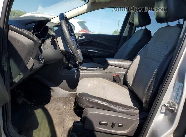 1FMCU0GD7HUE74005 2017 FORD ESCAPE Silver Սալոնի դիմացի տեսք