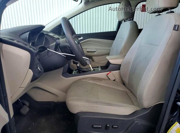 1FMCU0GD7HUF02630 2017 FORD ESCAPE Black Вид панелі приладів
