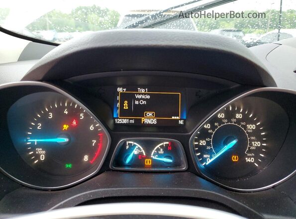 1FMCU0GD7JUC03970 2018 FORD ESCAPE Белый Вид щитка приборов