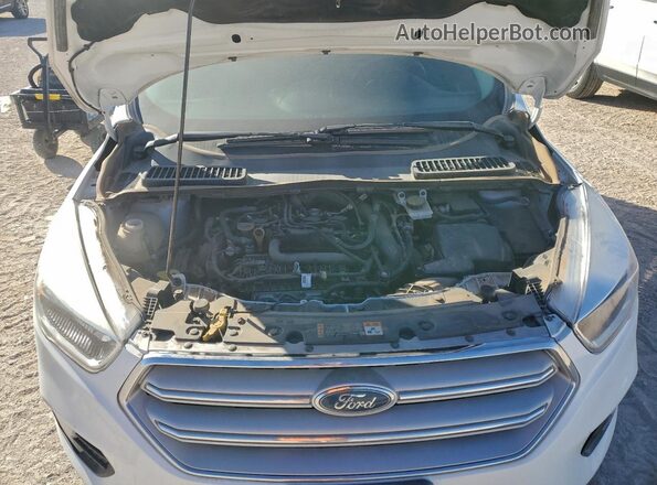 1FMCU0GD7JUC61741 2018 FORD ESCAPE Белый Вид подкапотного пространства