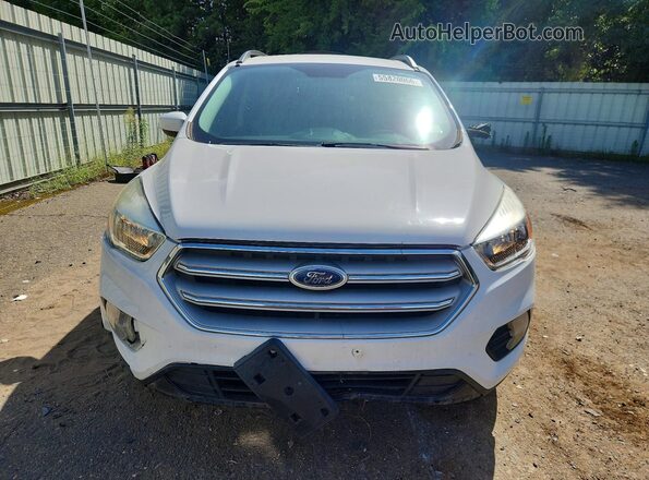 1FMCU0GD7JUC64879 2018 FORD ESCAPE Белый Вид спереди