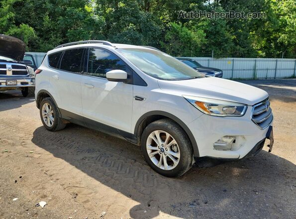 1FMCU0GD7JUC64879 2018 FORD ESCAPE Белый Передняя правая четверть