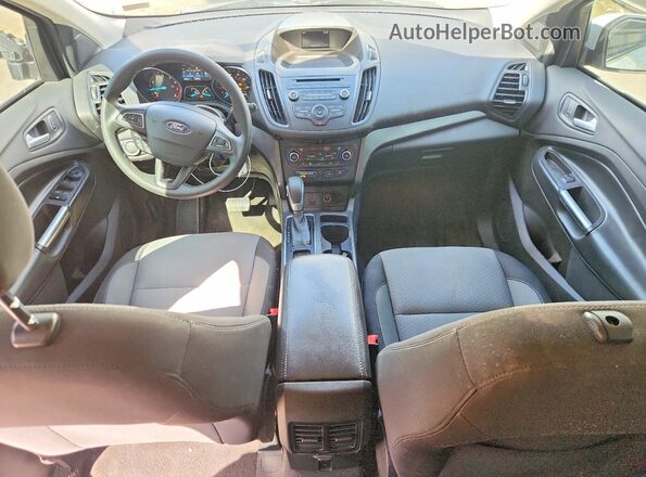 1FMCU0GD7JUC64879 2018 FORD ESCAPE Белый Вид панели приборов