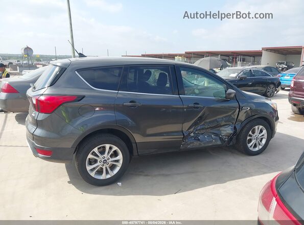1FMCU0GD7KUC35481 2019 FORD ESCAPE Gray Вид задньої частини салону