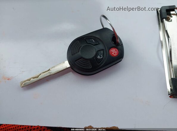 1FMCU0GD8HUA87737 2017 FORD ESCAPE Blue Vista del salpicadero