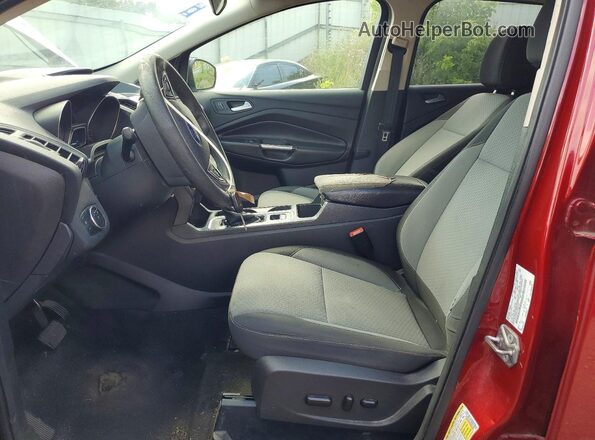 1FMCU0GD8HUB01247 2017 FORD ESCAPE Red Front interior view
