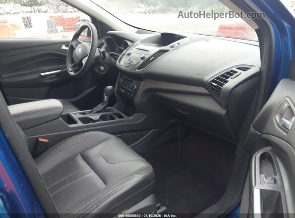 1FMCU0GD8HUB21000 2017 FORD ESCAPE Blue Vista interior delantera