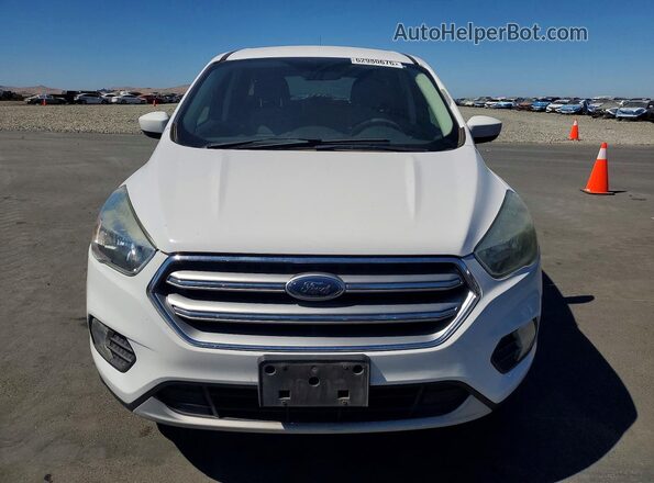 1FMCU0GD8HUD20578 2017 FORD ESCAPE White Դիմացի տեսք