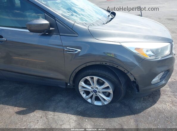 1FMCU0GD8HUD42872 2017 FORD ESCAPE Gray Դիմացի տեսք