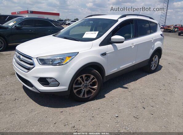 1FMCU0GD8JUC02763 2018 FORD ESCAPE White Przód lewy