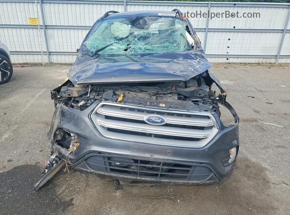 1FMCU0GD8JUC36959 2018 FORD ESCAPE Угольный Вид спереди