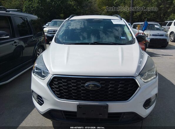 1FMCU0GD8JUD28671 2018 FORD ESCAPE White წინა ხედი