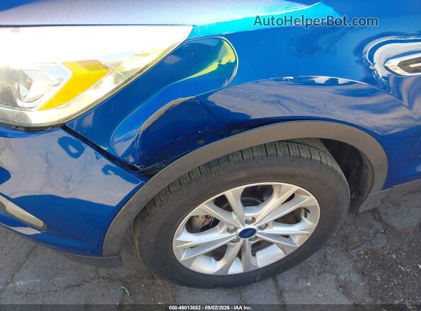 1FMCU0GD9HUB29817 2017 FORD ESCAPE Blue წინა ხედი