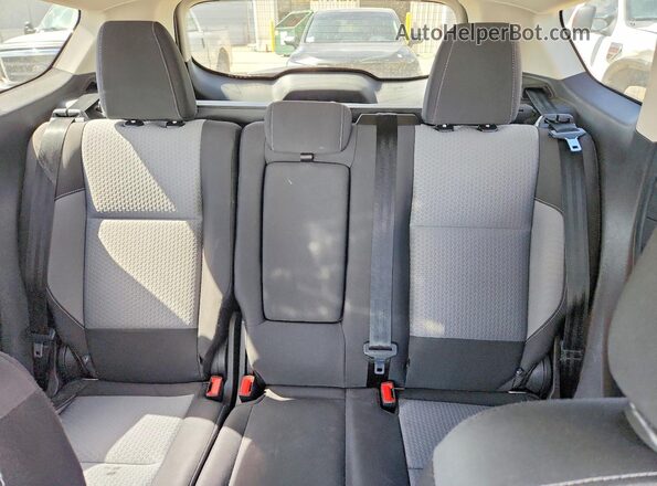 1FMCU0GD9HUB84199 2017 FORD ESCAPE White უკანა სავარძლების ხედი