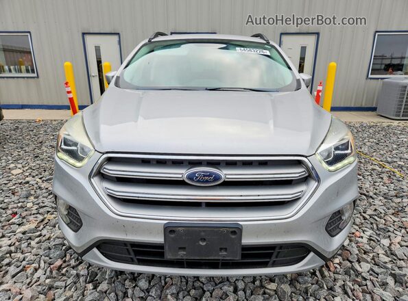 1FMCU0GD9HUC61539 2017 FORD ESCAPE Silver Vista frontal
