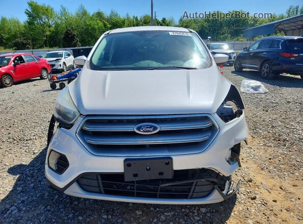 1FMCU0GD9HUE38641 2017 FORD ESCAPE White Front view