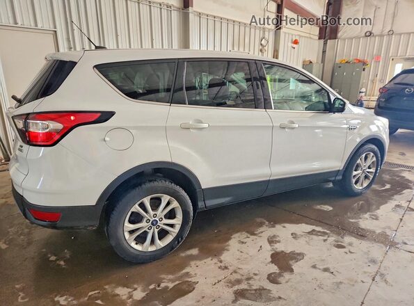 1FMCU0GD9HUE87550 2017 FORD ESCAPE White Հետևի աջ