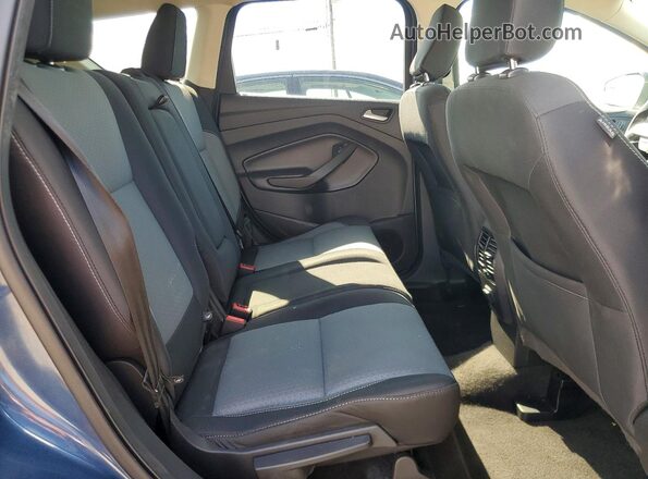 1FMCU0GD9JUA03480 2018 FORD ESCAPE Blue Widok tylnych siedzeń
