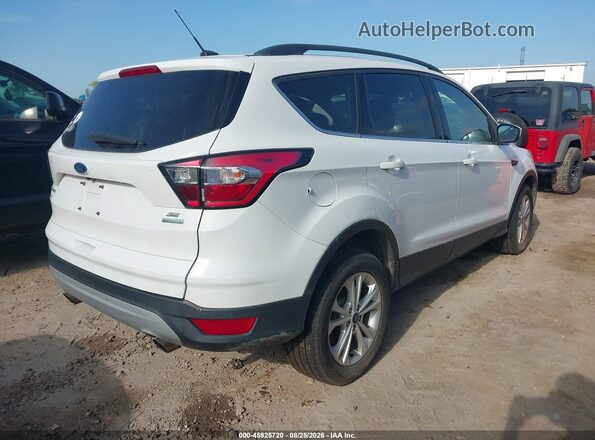 1FMCU0GD9JUB15681 2018 FORD ESCAPE Белый Задняя правая четверть
