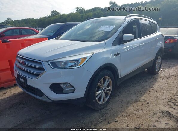 1FMCU0GD9JUB15681 2018 FORD ESCAPE Белый Передняя левая четверть