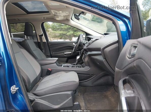 1FMCU0GD9JUB75430 2018 FORD ESCAPE Blue Вид салону спереду