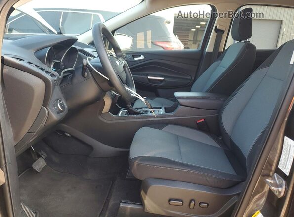 1FMCU0GD9JUD51327 2018 FORD ESCAPE Серый Вид салона спереди