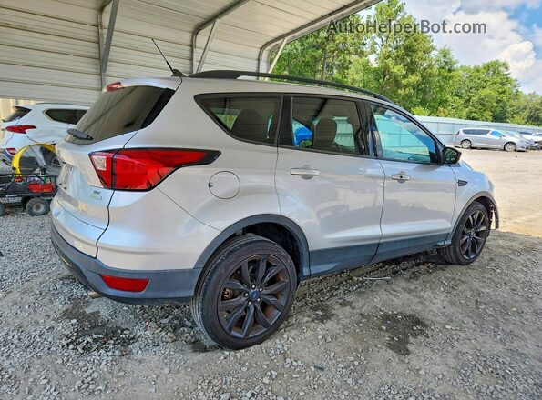 1FMCU0GD9KUB06738 2019 FORD ESCAPE Silver Հետևի աջ