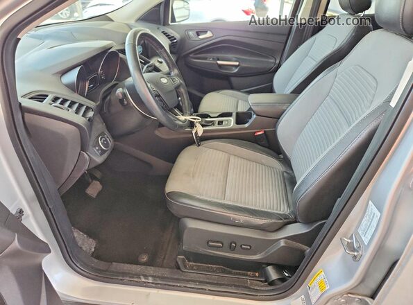 1FMCU0GD9KUB06738 2019 FORD ESCAPE Silver Սալոնի դիմացի տեսք