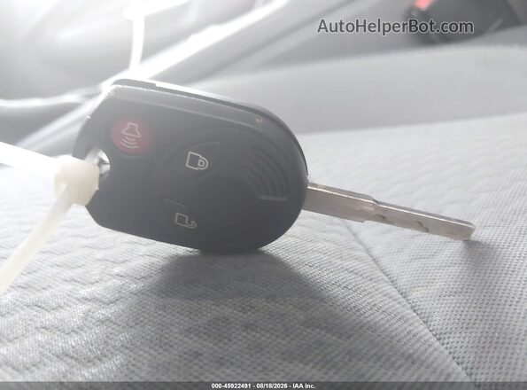 1FMCU0GDXHUE11822 2017 FORD ESCAPE Черный Вид панели приборов