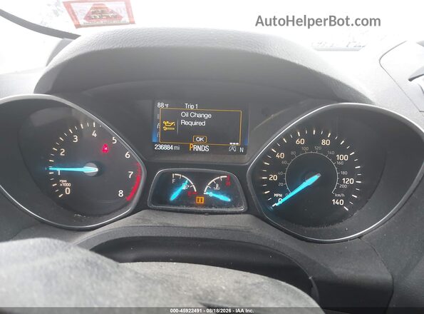 1FMCU0GDXHUE11822 2017 FORD ESCAPE Черный Вид задних сидений