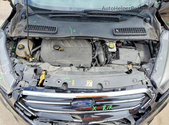1FMCU0GDXJUB63450 2018 FORD ESCAPE Black ძრავის განყოფილების ხედი