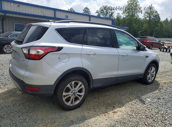 1FMCU0GDXJUC27826 2018 FORD ESCAPE Silver Tył prawy