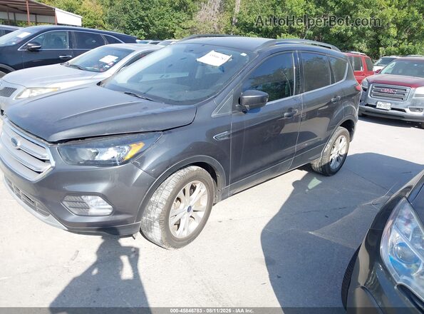1FMCU0GDXJUD58884 2018 FORD ESCAPE Gray Առջևի ձախ երեք քառորդ տեսարան