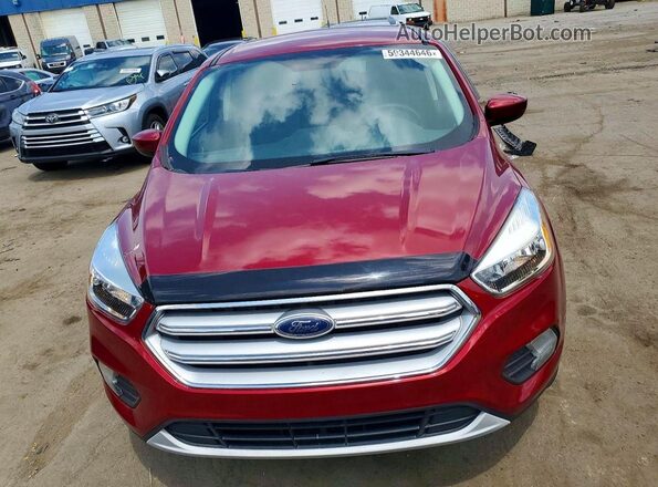 1FMCU0GDXKUC12292 2019 FORD ESCAPE Red Widok z przodu