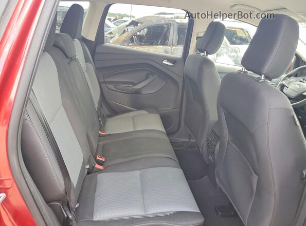 1FMCU0GDXKUC12292 2019 FORD ESCAPE Red Widok wnętrza z tyłu