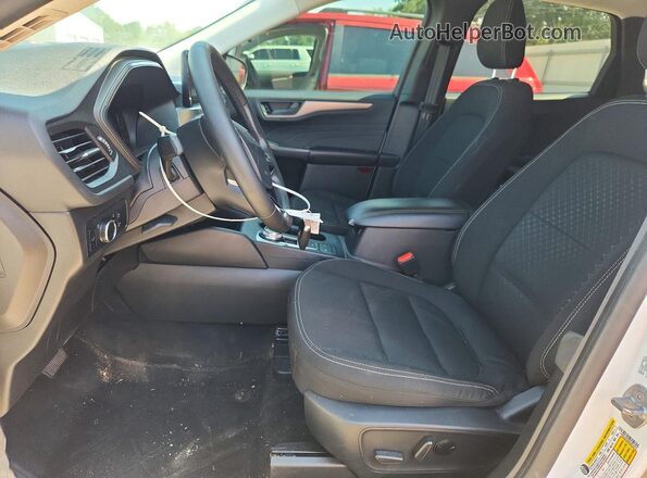 1FMCU0GN0RUB55975 2024 FORD ESCAPE White Вид салону спереду