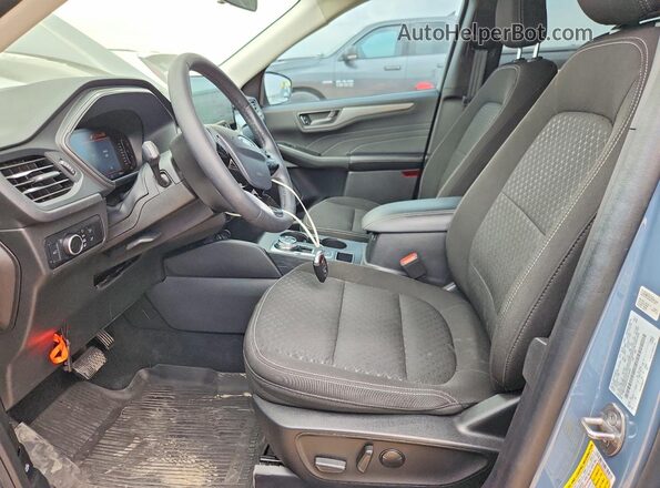 1FMCU0GN2PUB18262 2023 FORD ESCAPE Blue Widok wnętrza z przodu