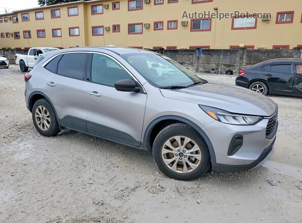 1FMCU0GN4RUB18895 2024 FORD ESCAPE Silver Przód prawy