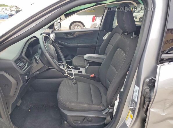 1FMCU0GN4RUB18895 2024 FORD ESCAPE Silver Widok wnętrza z przodu