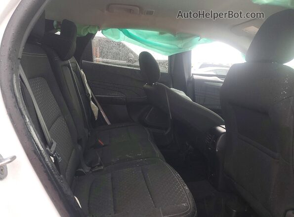 1FMCU0GN7RUA97637 2024 FORD ESCAPE Белый Вид задних сидений