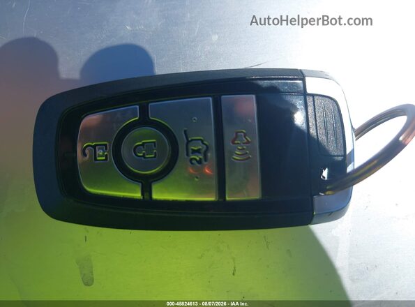 1FMCU0GN8RUB52726 2024 FORD ESCAPE Silver Widok deski rozdzielczej