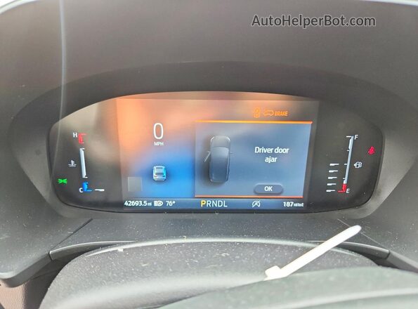 1FMCU0GN9RUB47373 2024 FORD ESCAPE Silver ხელსაწყოთა პანელის ხედი