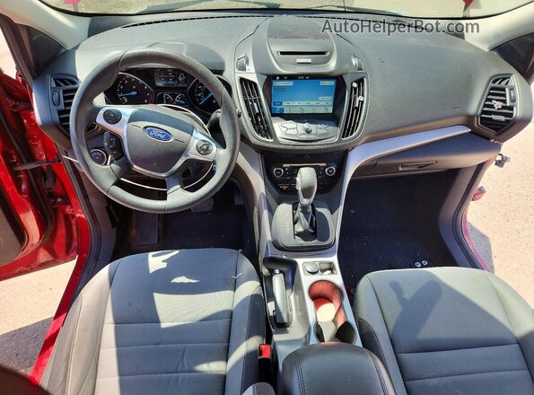 1FMCU0GX0GUA65014 2016 FORD ESCAPE Красный Вид панели приборов