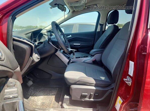 1FMCU0GX0GUB94113 2016 FORD ESCAPE Красный Вид салона спереди