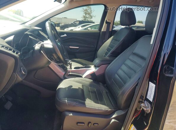 1FMCU0GX1GUB67017 2016 FORD ESCAPE Черный Вид салона спереди